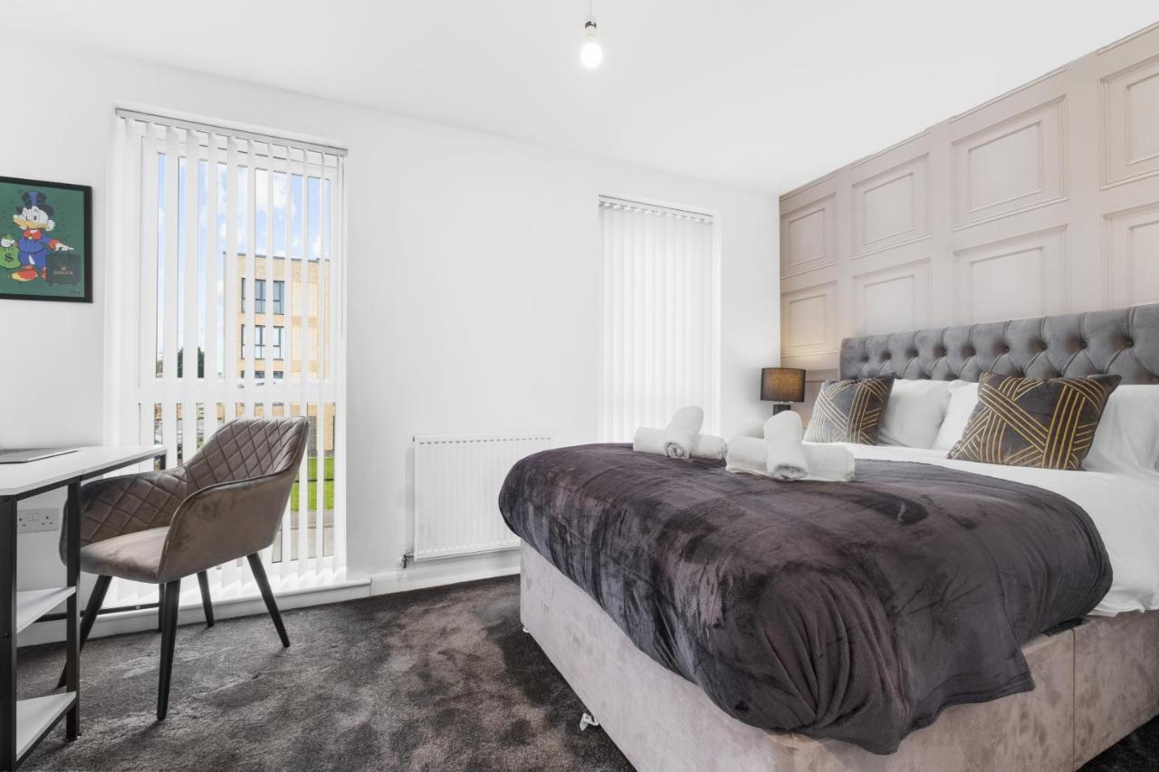 Luxury 2 Bed House City Centre ✘ Bbq & Garden ☆ Family Friendly→ Swingball & Outdoor Furniture - Free Parking → With 50 Inch Smart Tv, Free Netflix & Wifi ✘ Comfy Seating Area - By Maevela Birmingam Exterior foto